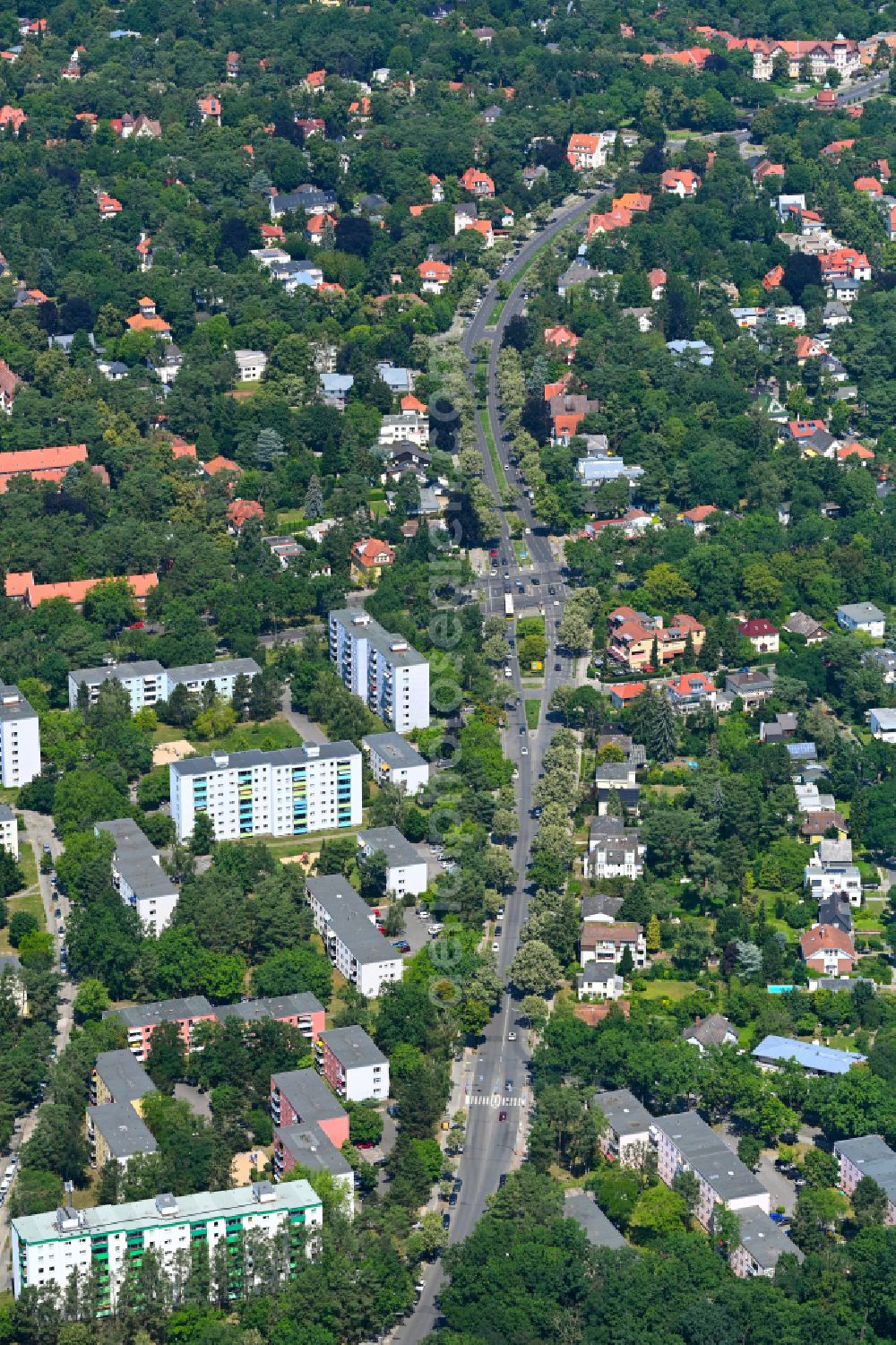 Aerial photograph Berlin - Residential area construction site of a mixed development with multi-family houses and single-family houses- New building at the on street Lindenthaler Allee in the district Zehlendorf in Berlin, Germany