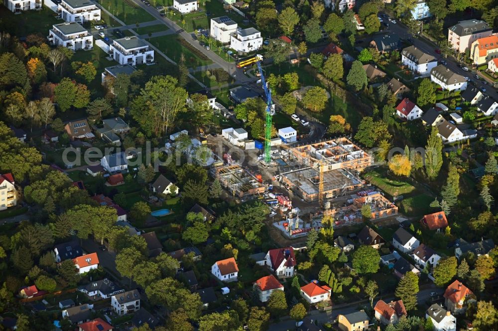 Berlin from the bird's eye view: Construction site of a new build retirement home on Wernergraben corner Sudermannstrasse in the district Mahlsdorf in Berlin, Germany