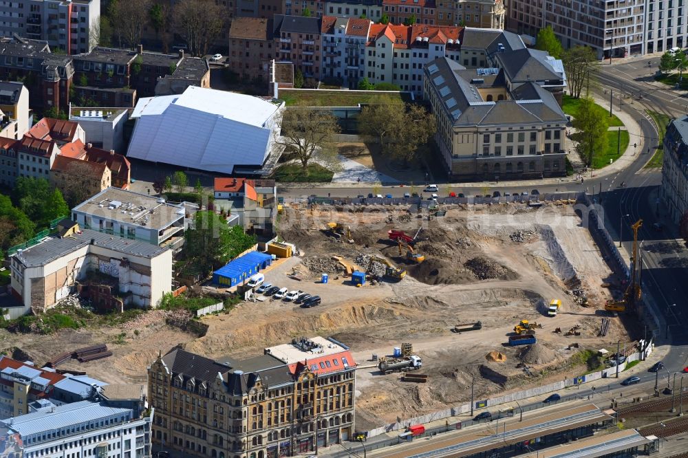 Aerial photograph Dresden - Construction site with development and earthfill work for the new construction of a residential and business district between Koenneritzstrasse, Jahnstrasse, Schuetzengasse and Laurinstrasse in Dresden in the state Saxony, Germany