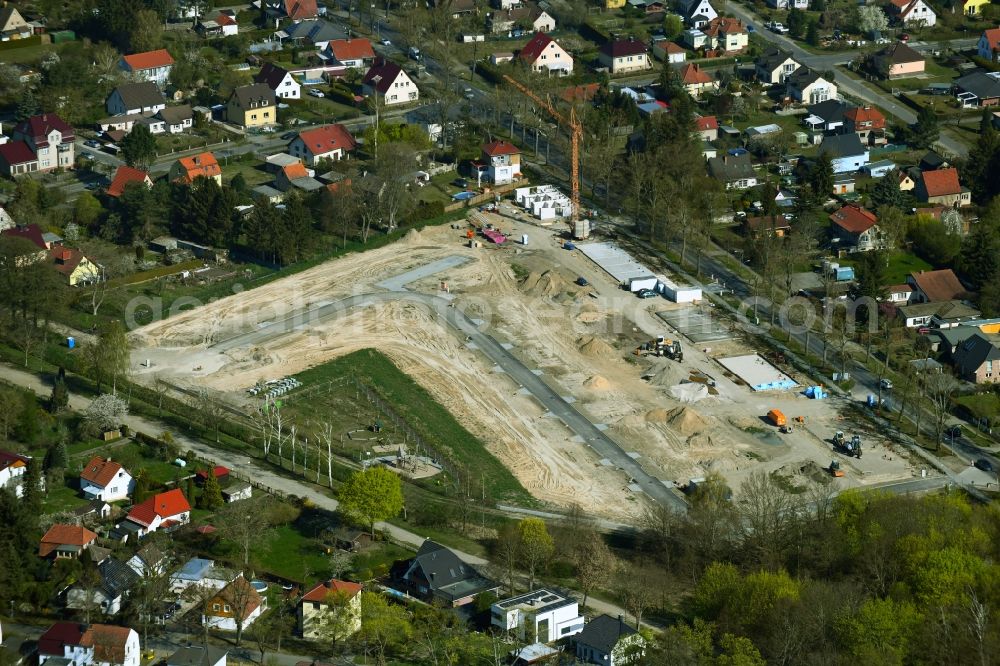 Dallgow-Döberitz from above - Construction site of a new residential area of a??a??the terraced house settlement on Wilmsstrasse in Dallgow-Doeberitz in the state of Brandenburg, Germany