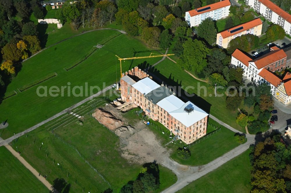 Aerial photograph Zerbst/Anhalt - Construction site with reconstruction works at the Palais des Zerbster Schloss in Zerbst/Anhalt in the state Saxony-Anhalt, Germany