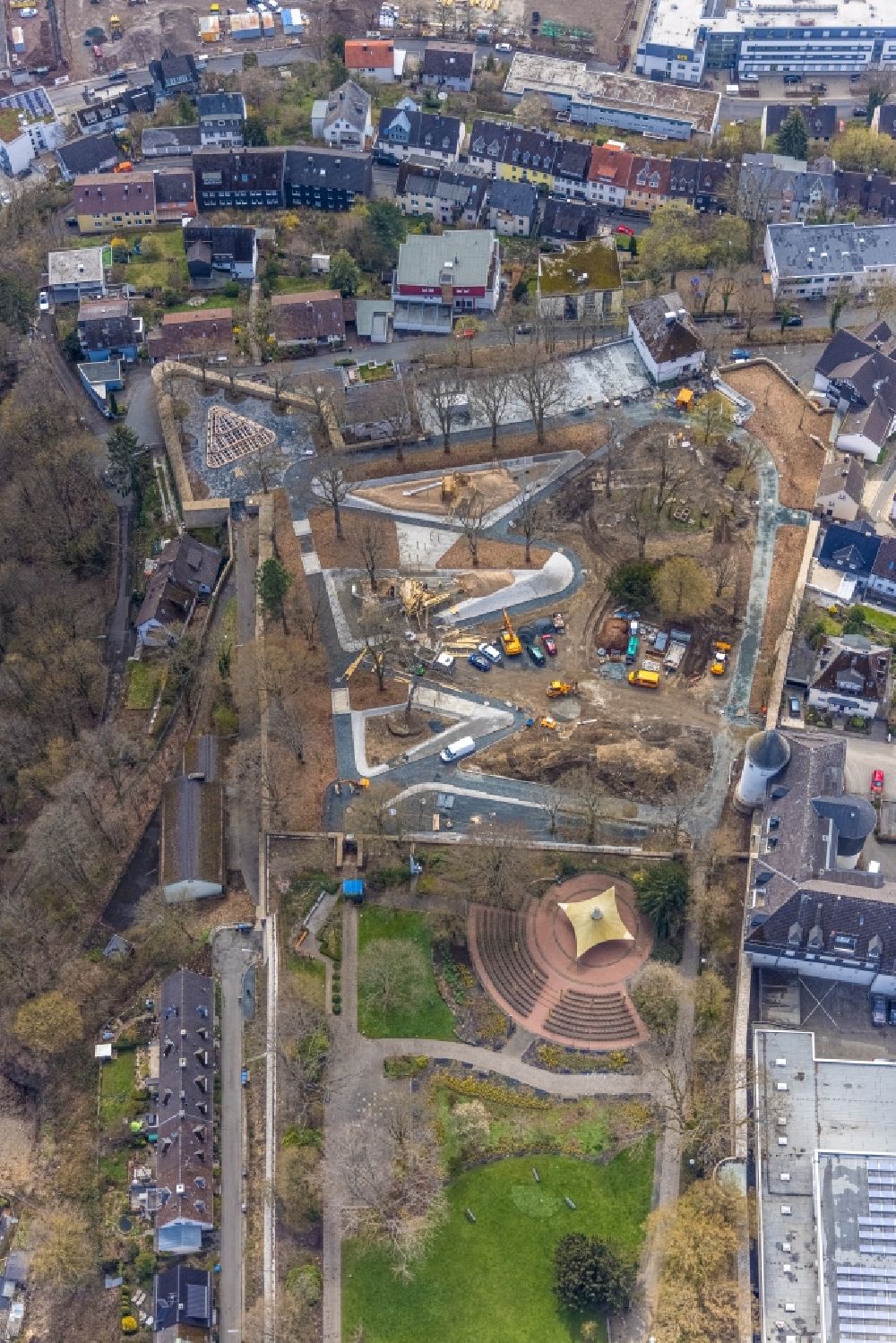 Aerial photograph Siegen - Construction site with reconstruction works at the castle garden Am Alten Friedhof in Siegen on Siegerland in the state North Rhine-Westphalia, Germany
