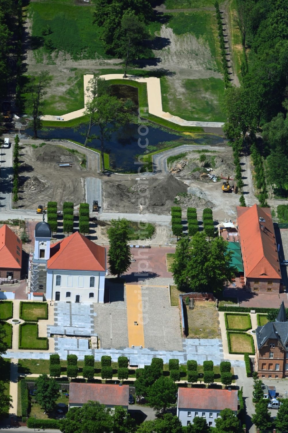 Altlandsberg from the bird's eye view: Construction site for renovation and reconstruction work on the church building Schlosskirche in the district Altlandsberg in Altlandsberg in the state Brandenburg, Germany
