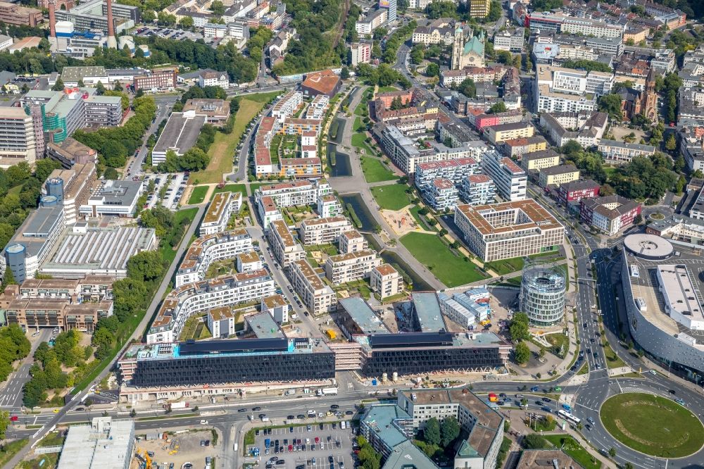 Aerial image Essen - Construction site for the office building of Funke Media Group on Berliner Platz in Essen in the state of North Rhine-Westphalia. Executing construction company is Hochtief Aktiengesellschaft