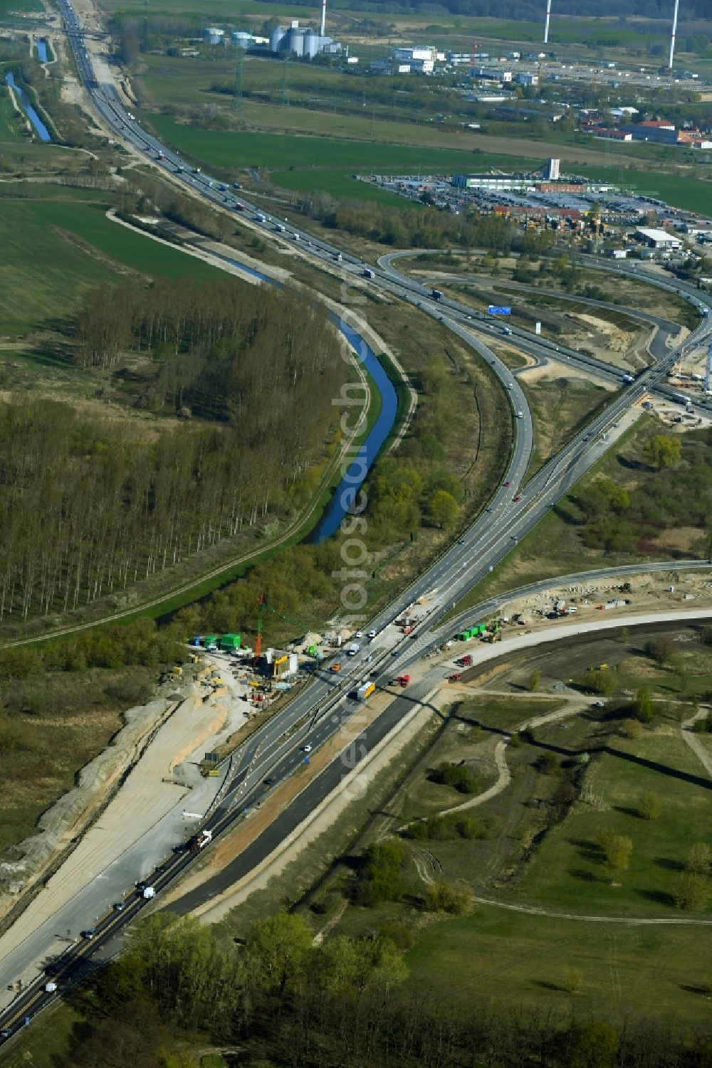 Schönerlinde from above - Construction to extend the traffic flow at the intersection- motorway A 114 - A10 - Dreieck Pankow in Schoenerlinde in the state Brandenburg, Germany