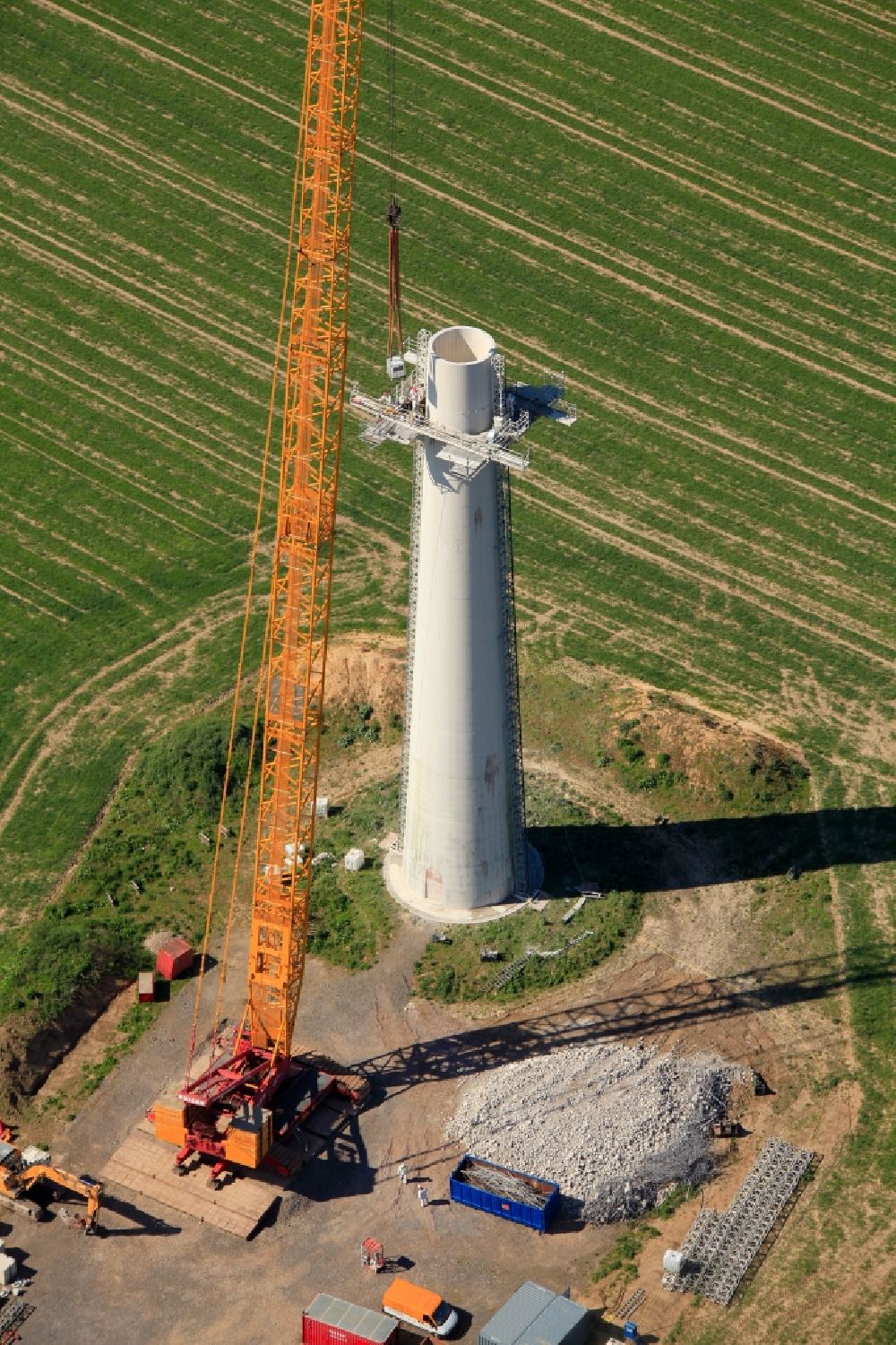Aerial image Bochum OT Gerthe - View of the construction site of a wind engine in the district of Gerthe in Bochum in the state North Rhine-Westphalia