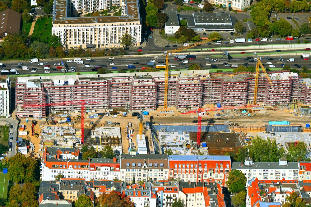Aerial photograph Berlin - Construction site to build a new multi-family residential complex Friedenauer Hoehe in the district Wilmersdorf in Berlin, Germany