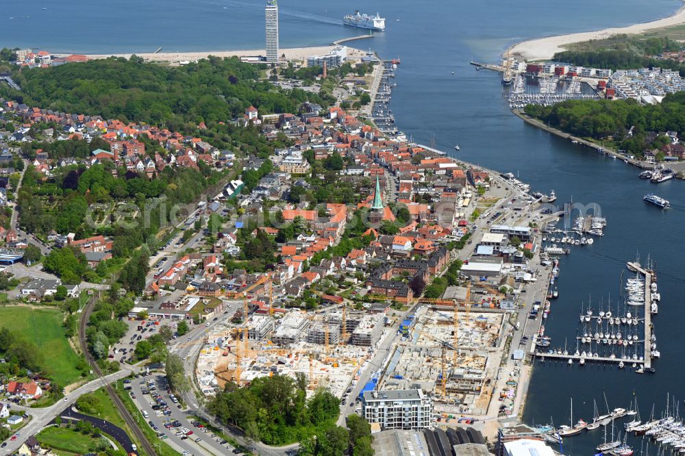 Aerial photograph Travemünde - Residential construction site with multi-family housing development- on the Auf dem Baggersand in Travemuende in the state Schleswig-Holstein, Germany
