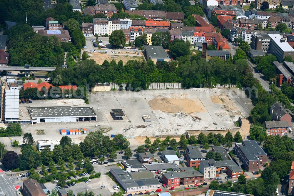 Aerial image Kiel - Residential construction site with multi-family housing development- on street Karlstal - Werftstrasse in Kiel in the state Schleswig-Holstein, Germany