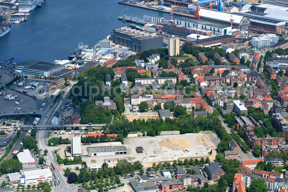 Aerial photograph Kiel - Residential construction site with multi-family housing development- on street Karlstal - Werftstrasse in Kiel in the state Schleswig-Holstein, Germany