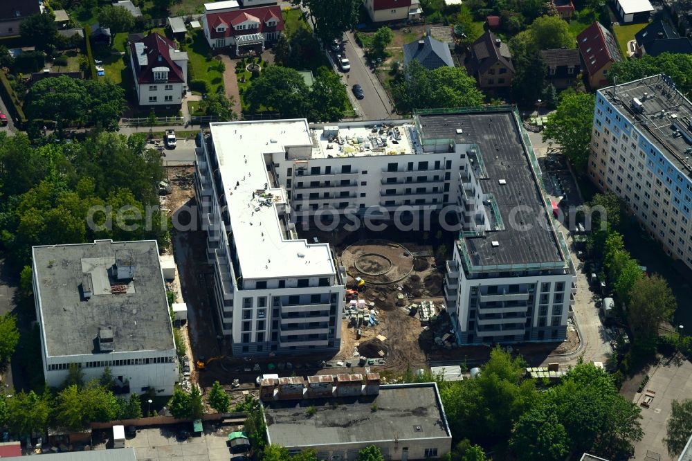 Berlin from the bird's eye view: Residential construction site with multi-family housing development- on the Genslerstrasse in the district Hohenschoenhausen in Berlin, Germany