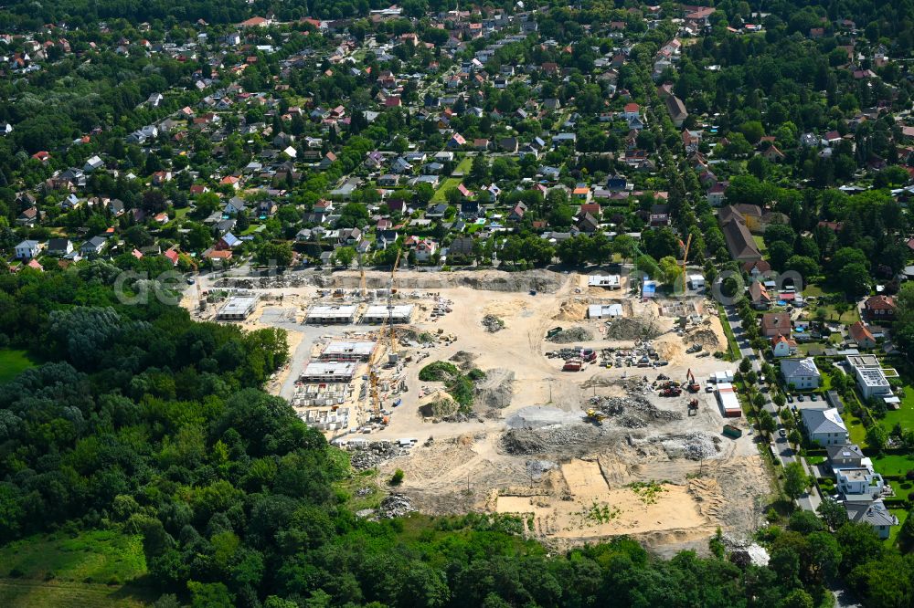 Birkenwerder from the bird's eye view: Residential construction site with multi-family housing development An der Havelaue on street Havelstrasse - Industriestrasse in Birkenwerder in the state Brandenburg, Germany