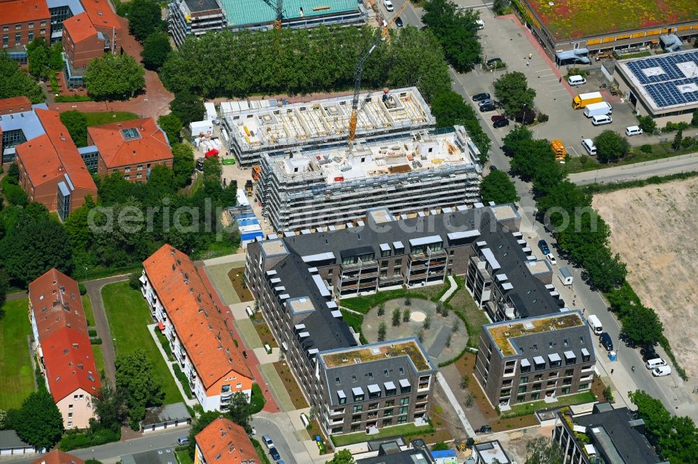 Hannover from the bird's eye view: Residential construction site with multi-family housing development- on the on Lathusenstrasse in the district Kleefeld in Hannover in the state Lower Saxony, Germany