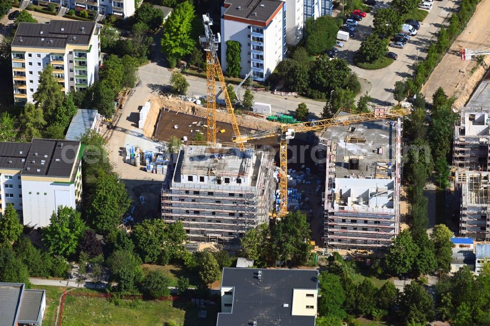 Aerial image Berlin - Residential construction site with multi-family housing development- on the Havellaender Ring corner Zossener Strasse in the district Hellersdorf in Berlin, Germany