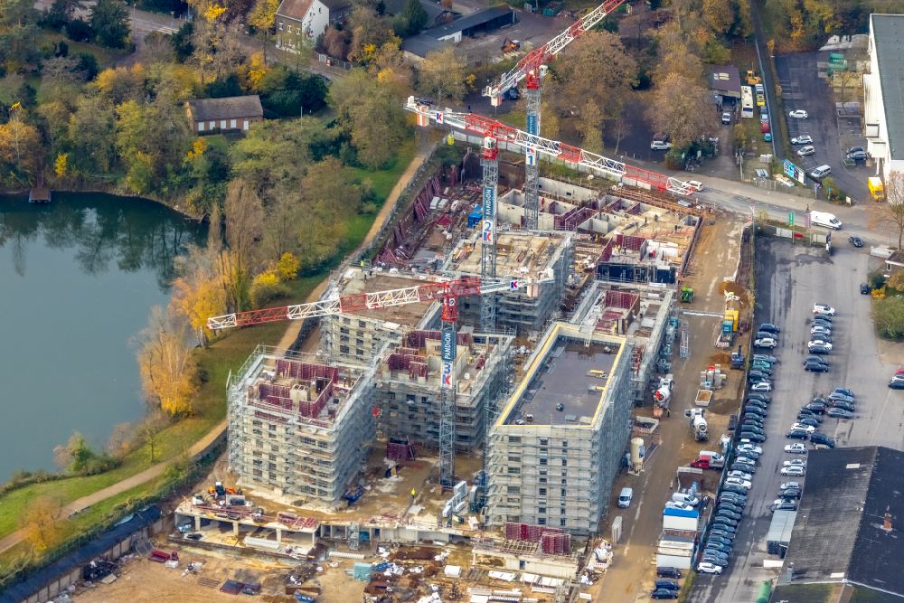 Aerial image Düsseldorf - Residential construction site with multi-family housing development- PANDION ALBERTUSSEE on street Schiessstrasse Am Albertussee in the district Heerdt in Duesseldorf at Ruhrgebiet in the state North Rhine-Westphalia, Germany