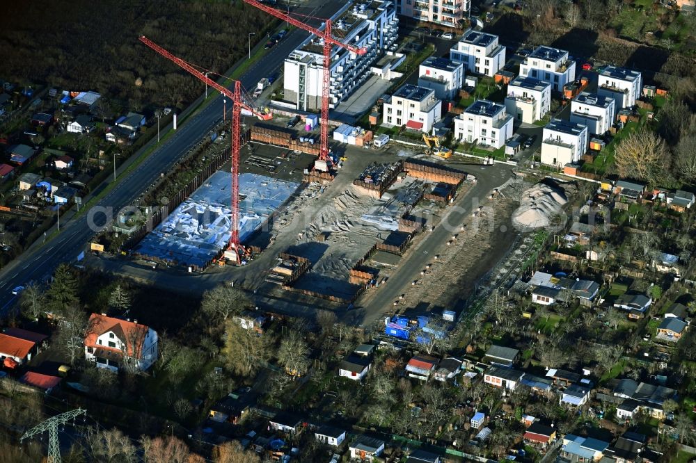 Potsdam from the bird's eye view: Residential construction site with multi-family housing development- of the project Residenz Babelsberg Sued on Horstweg in the district Babelsberg Sued in Potsdam in the state Brandenburg, Germany