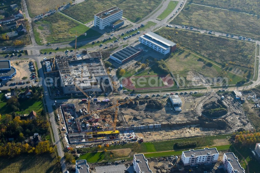 Aerial photograph Schönefeld - Residential construction site with multi-family housing development- on the Theodor-Fontane-Hoefe on Theodor-Fontane-Strasse corner Rudower Chaussee in the district Neu-Schoenefeld in Schoenefeld in the state Brandenburg, Germany