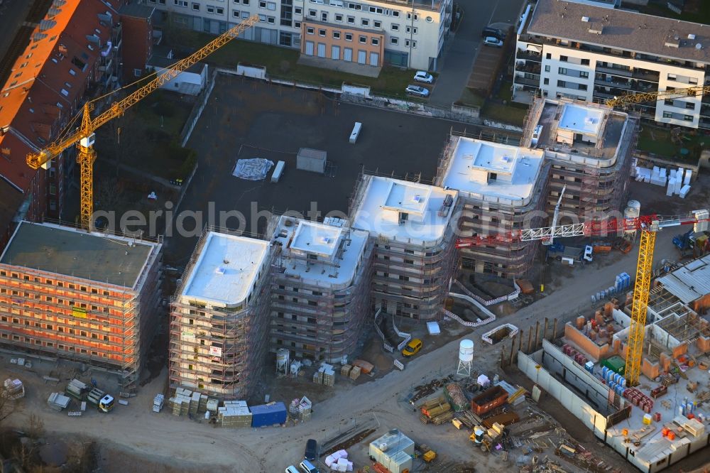 Erfurt from the bird's eye view: Residential construction site with multi-family housing development- on the on Warsbergstrasse in the district Bruehlervorstadt in Erfurt in the state Thuringia, Germany
