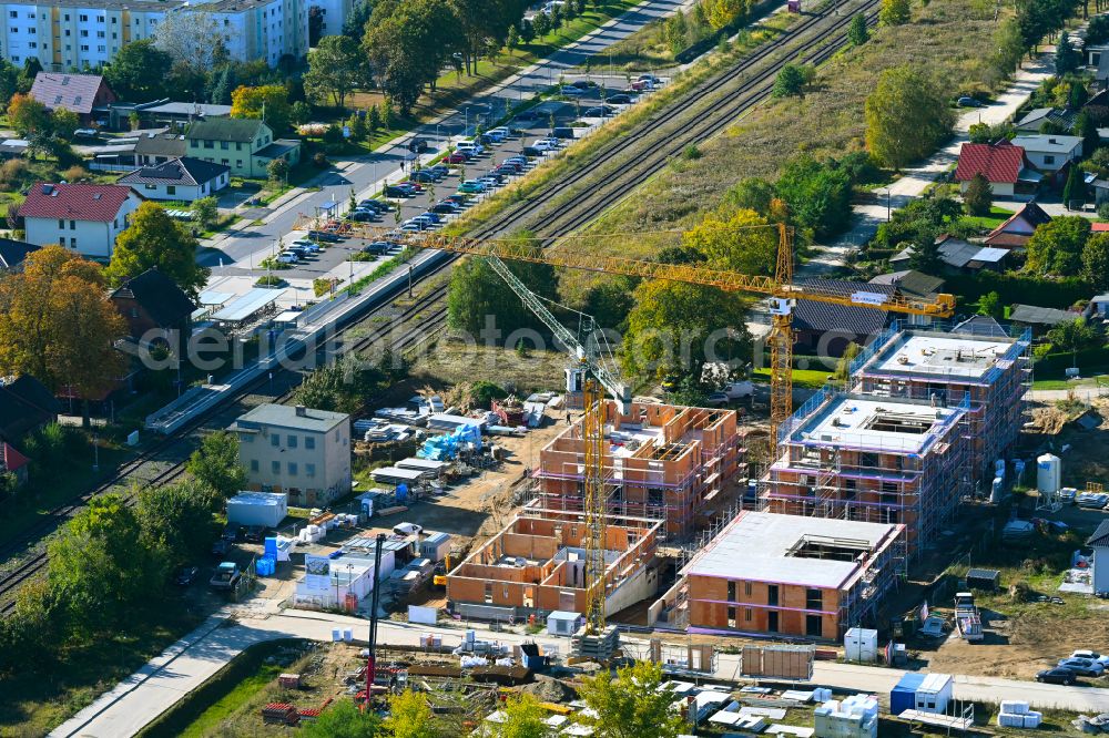 Aerial photograph Werneuchen - Residential construction site with multi-family housing development- on street Rotdornweg Ecke Weissdornweg in Werneuchen in the state Brandenburg, Germany