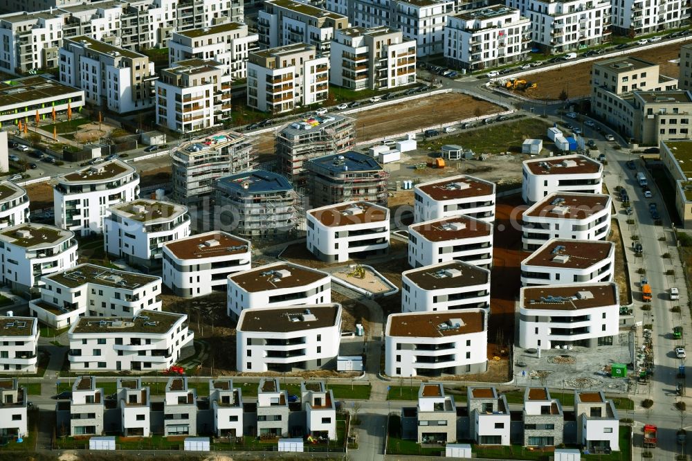 Aerial image Frankfurt am Main - Residential construction site with multi-family housing development- Wohnen am Riedberg on Eugen-Kaufmann-Strasse in the district Frankfurt-Niederursel in Frankfurt in the state Hesse, Germany