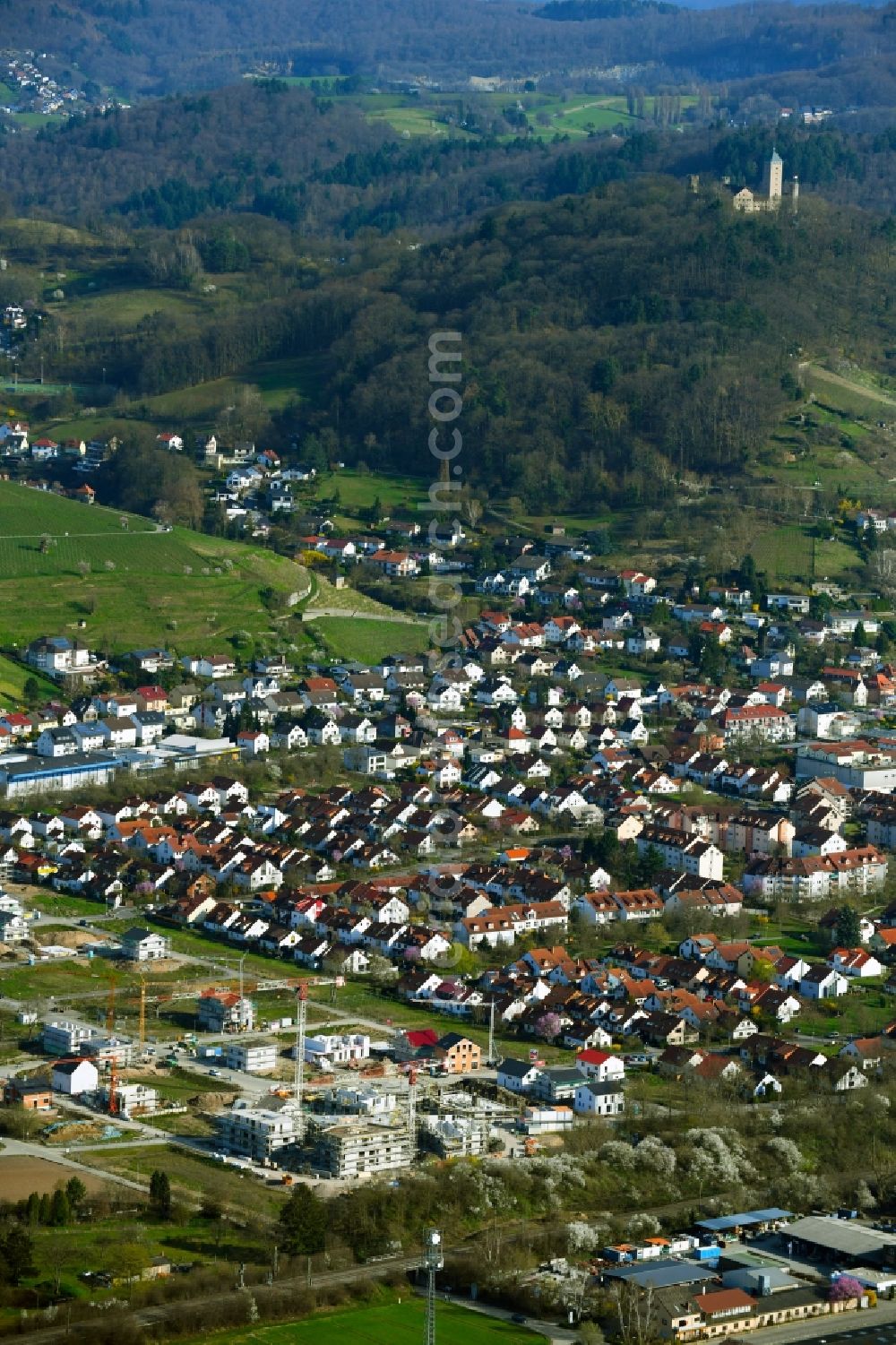 Aerial image Heppenheim (Bergstraße) - Residential construction site with multi-family housing development- on the Wohngebiet Gunderslache Nord in Heppenheim (Bergstrasse) in the state Hesse, Germany