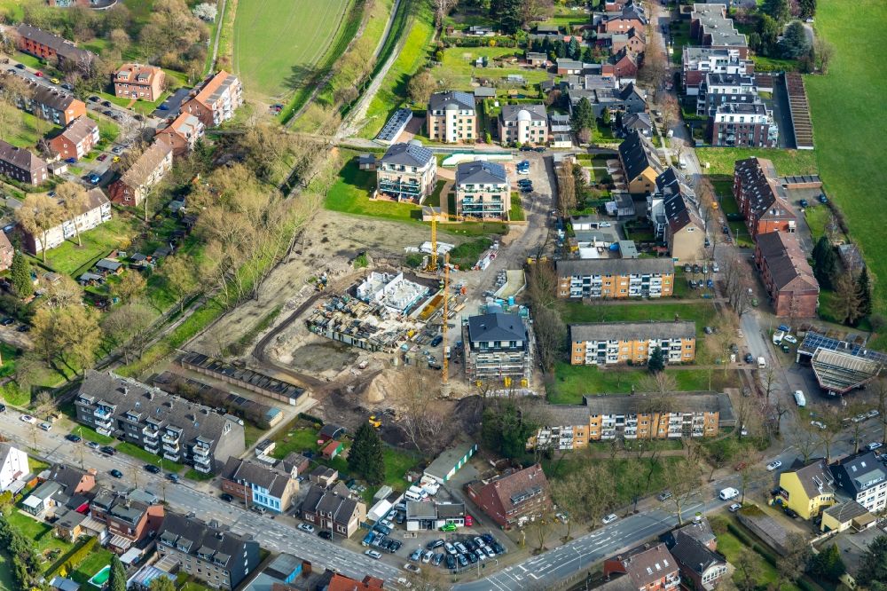 Aerial photograph Oberhausen - Residential construction site with multi-family housing development- on the between Weierstrasse - Rieforths Hof - Kyffhaeuserstrasse in Oberhausen in the state North Rhine-Westphalia, Germany