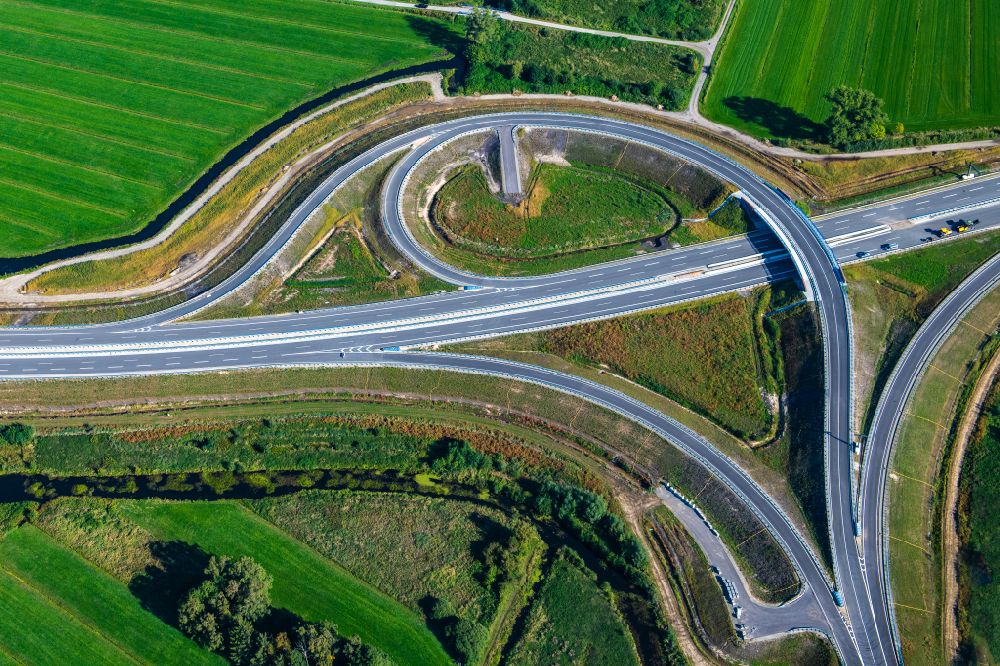 Buxtehude from the bird's eye view: Construction site for new construction on the motorway route of the motorway A26 exit in the district Eilendorf in Buxtehude in the state of Lower Saxony, Germany