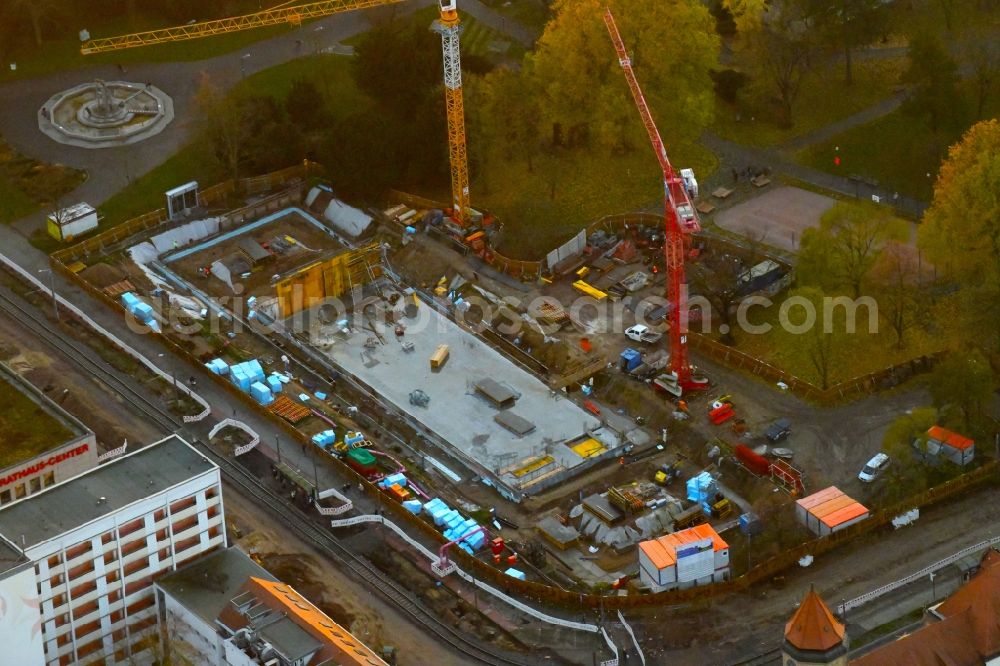 Aerial image Dessau - Construction site for the new building Bauhaus-Museum on Kavalierstrasse corner Friedrichstrasse in Dessau in the state Saxony-Anhalt, Germany