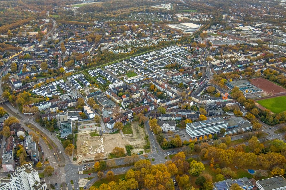Aerial image Gelsenkirchen - Construction site for the new building an educational building with on integrated indoor swimming pool on street Overwegstrasse Ecke Florastrasse in the district Schalke in Gelsenkirchen at Ruhrgebiet in the state North Rhine-Westphalia, Germany