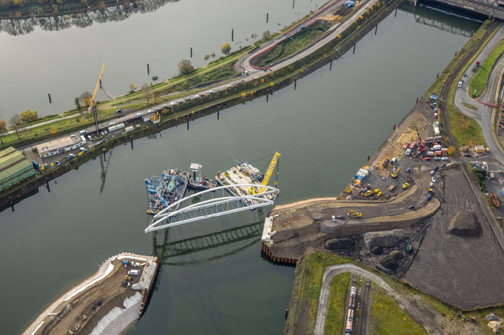 Duisburg from the bird's eye view: Construction site for the construction of the new bridge structure to the Duisburg Gateway Terminal (DGT) in the port on the Pontwert street in the Ruhrort district in Duisburg in the Ruhr area in the state North Rhine-Westphalia, Germany