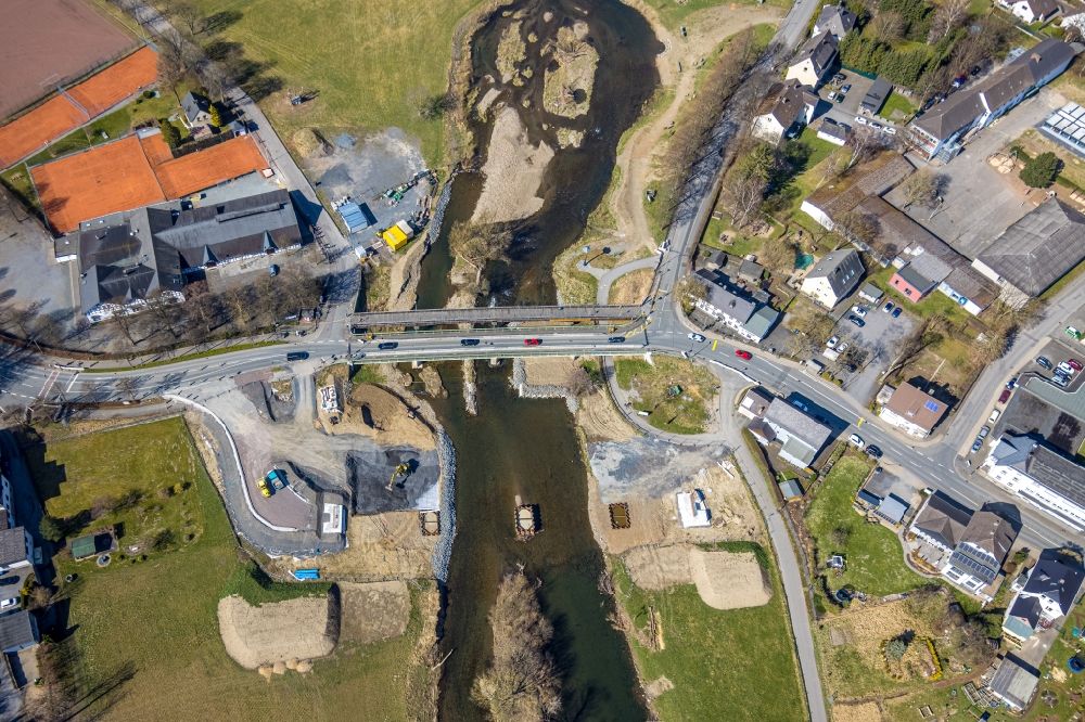Aerial image Oeventrop - New construction of the bridge structure Dinscheder Bruecke over the Ruhr river in Oeventrop at Sauerland in the state North Rhine-Westphalia, Germany