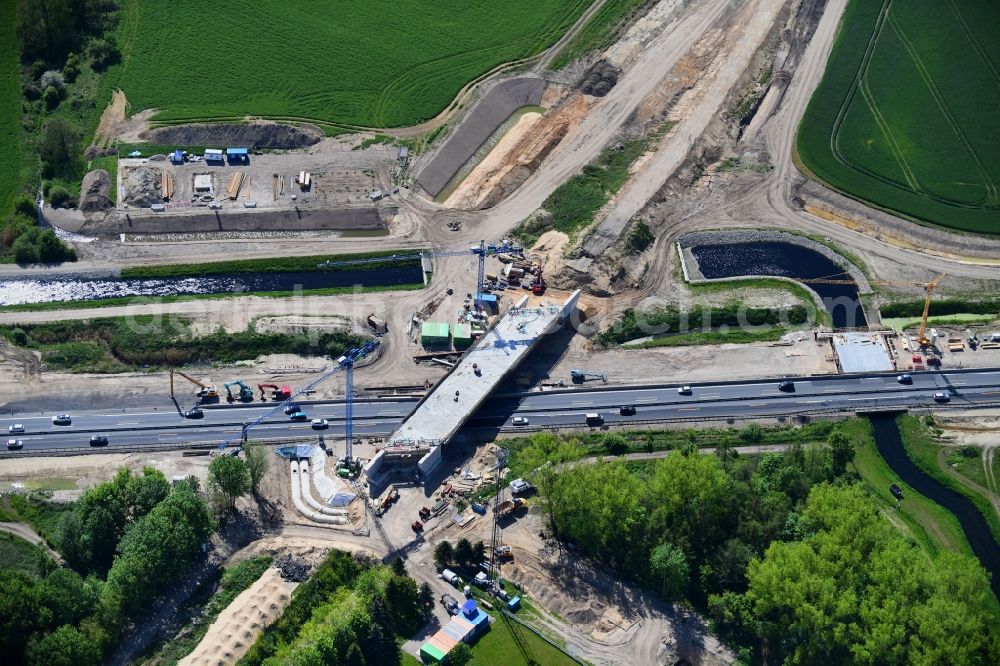 Aerial image Schönerlinde - New construction of the bridge structure over the motorway BAB A10 on Muehlenbecker Strasse in Schoenerlinde in the state Brandenburg, Germany