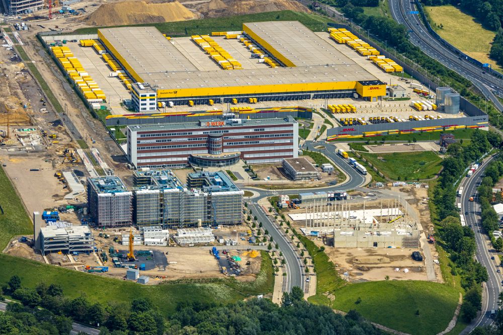 Aerial photograph Bochum - Construction site for the new building of an Office building - Ensemble O-Werk- Campus on street Suttner-Nobel-Allee in the district Laer in Bochum at Ruhrgebiet in the state North Rhine-Westphalia, Germany