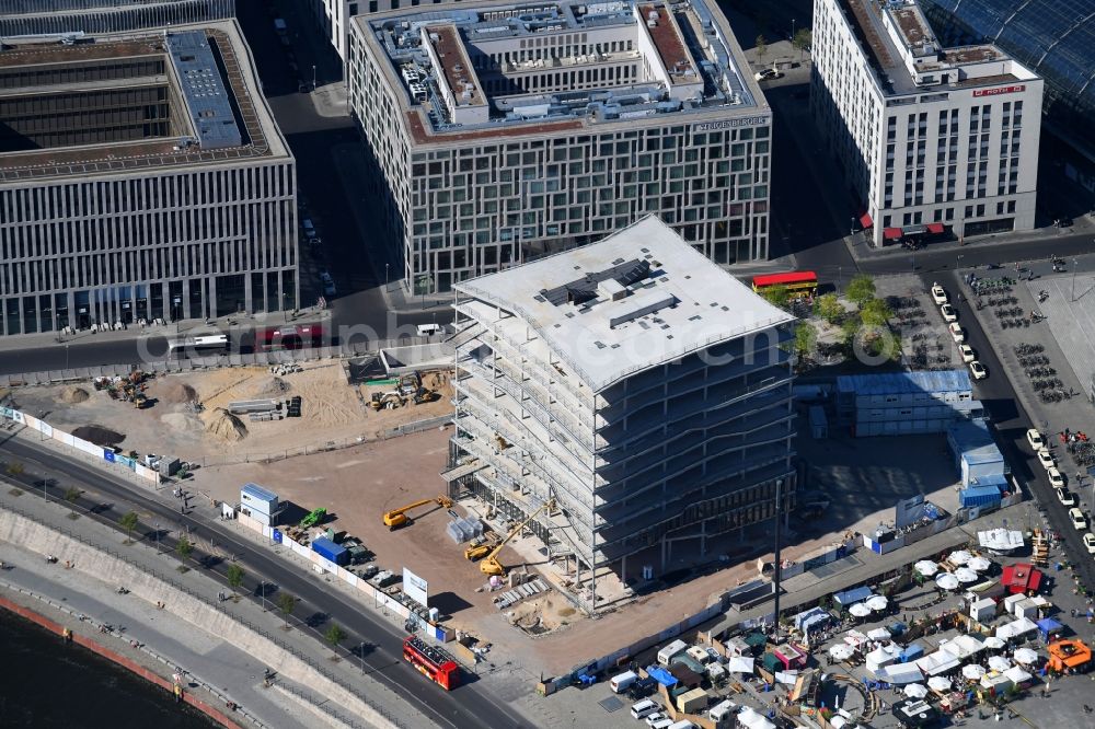 Berlin from the bird's eye view: Construction site to build a new office and commercial building cube berlin on Washingtonplatz - Rahel-Hirsch-Strasse in Berlin, Germany