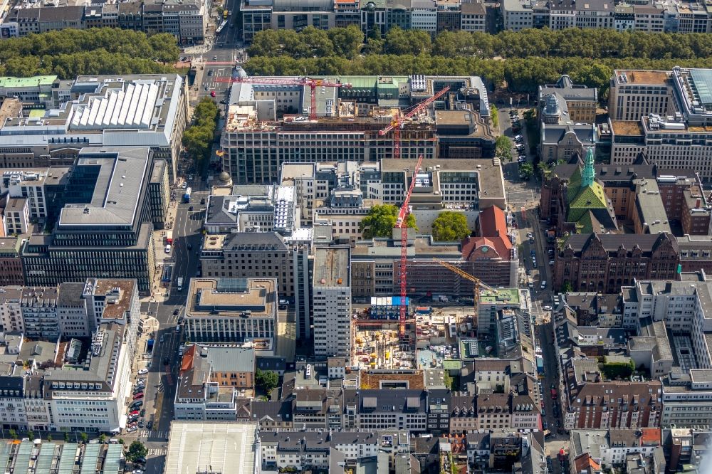Düsseldorf from the bird's eye view: Construction site to build a new office and commercial building Carlsquartier on corner Bastion-Kasernenstrasse in the district Carlstadt in Duesseldorf in the state North Rhine-Westphalia, Germany