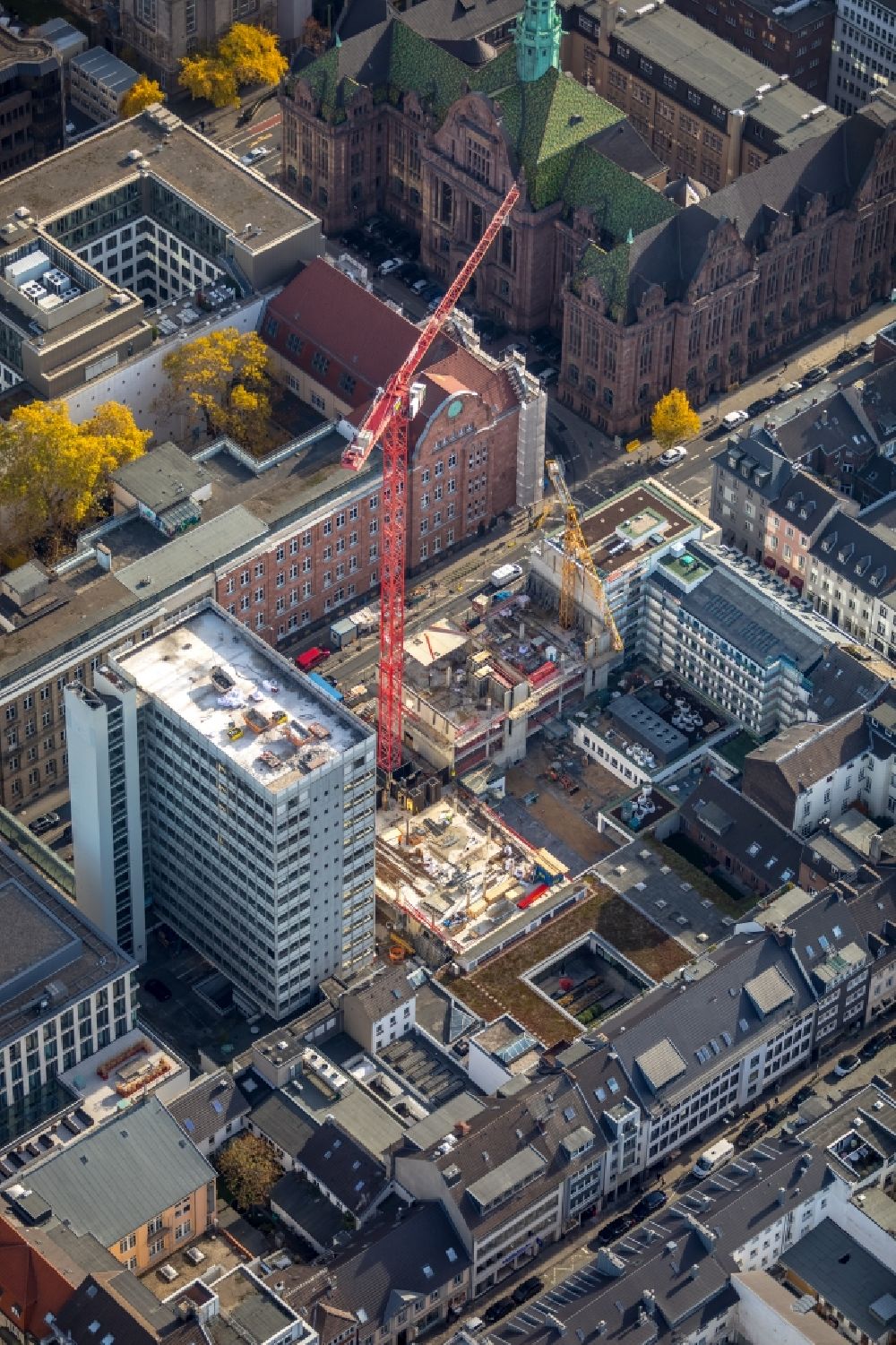 Düsseldorf from above - Construction site to build a new office and commercial building Carlsquartier on corner Bastion-Kasernenstrasse in the district Carlstadt in Duesseldorf in the state North Rhine-Westphalia, Germany