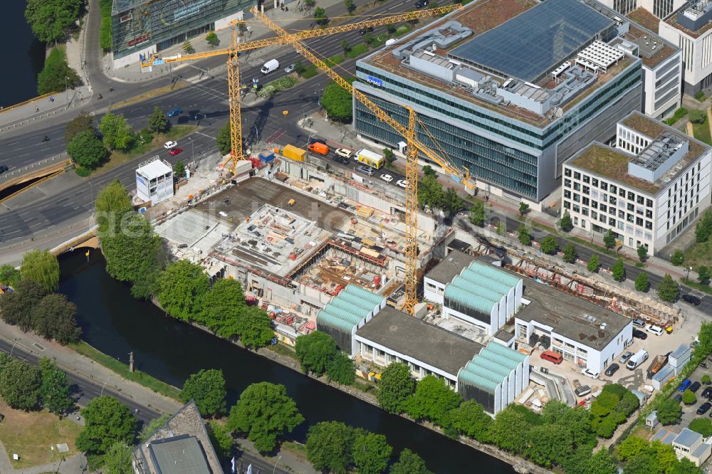 Aerial photograph Berlin - Construction site for the new construction of an extension of the museum building ensemble Bauhaus Archive on Klingelhoeferstrasse in the district Tiergarten in Berlin, Germany