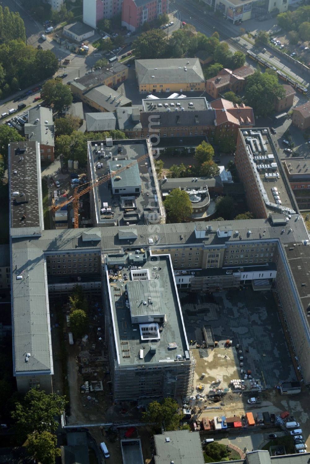 Aerial photograph Berlin - Construction site of Hospital Vivantes clinical centre in Friedrichshain in Berlin