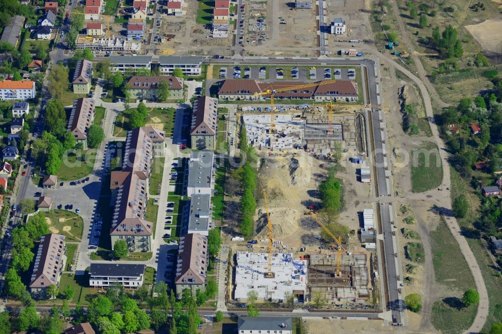 Aerial image Berlin - Construction site for a residential area in Karlshorst in the Lichtenberg district of Berlin in Germany. The development of InCasa project with semi-detached houses and residential areas is located on site of the historic military base in Karlshorst