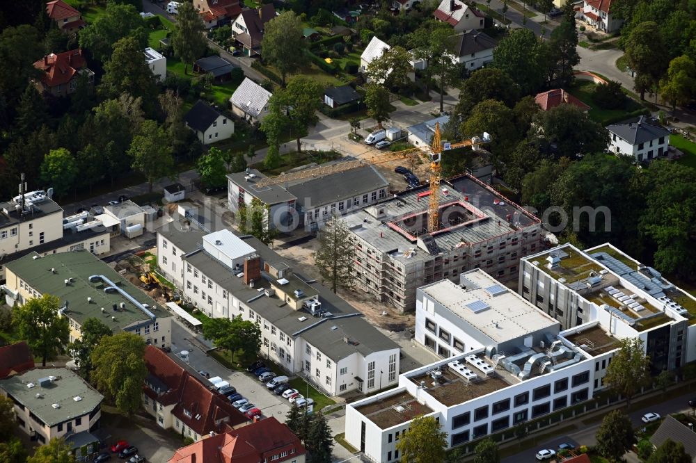 Teltow from above - Construction site for the new building of a research building and office complex SEE:LAB Kompetenzzentrum fuer Biomaterialien between of Kantstrasse - Schillerstrasse - Hannemannstrasse in Teltow in the state Brandenburg, Germany