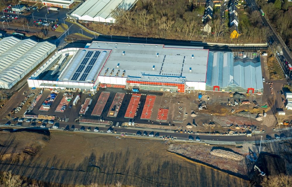 Aerial photograph Bochum - Building site to the new building building of the property market hedge property market Ziesak on the former area of the OPEL work III in the district of Langendreer in Bochum in the federal state North Rhine-Westphalia