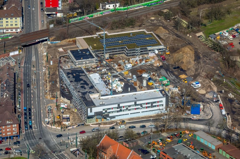 Essen from above - New construction of the building complex of the shopping center Altenessen-Sued-Karree on Altenessener Strasse in Essen in the state North Rhine-Westphalia, Germany