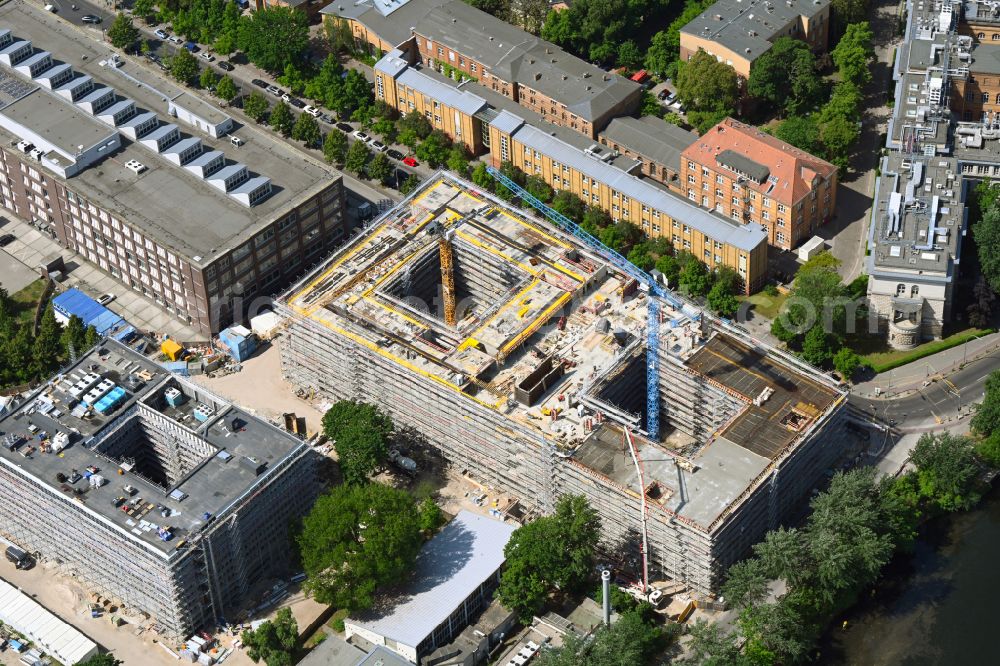 Aerial image Berlin - Construction site for a new research building and an office complex for the Faculty of Mathematics at the TU Berlin on Fasanenstrasse - Mueller-Breslau-Strasse in the district Charlottenburg in Berlin, Germany