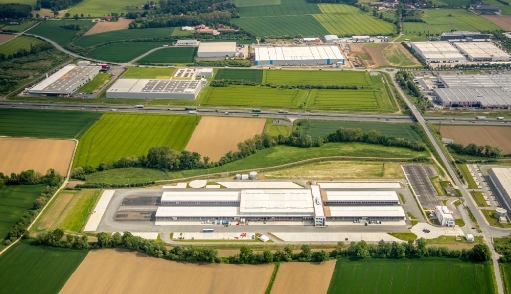 Hamm from above - Construction site to build a new building complex on the site of the logistics center of DPD Deutschland GmbH on Osterboenener Weg in Hamm in the state North Rhine-Westphalia, Germany