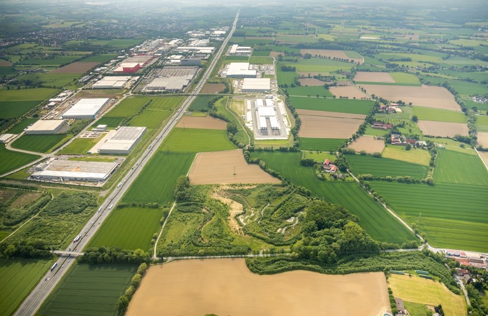 Aerial photograph Hamm - Construction site to build a new building complex on the site of the logistics center of DPD Deutschland GmbH on Osterboenener Weg in Hamm in the state North Rhine-Westphalia, Germany