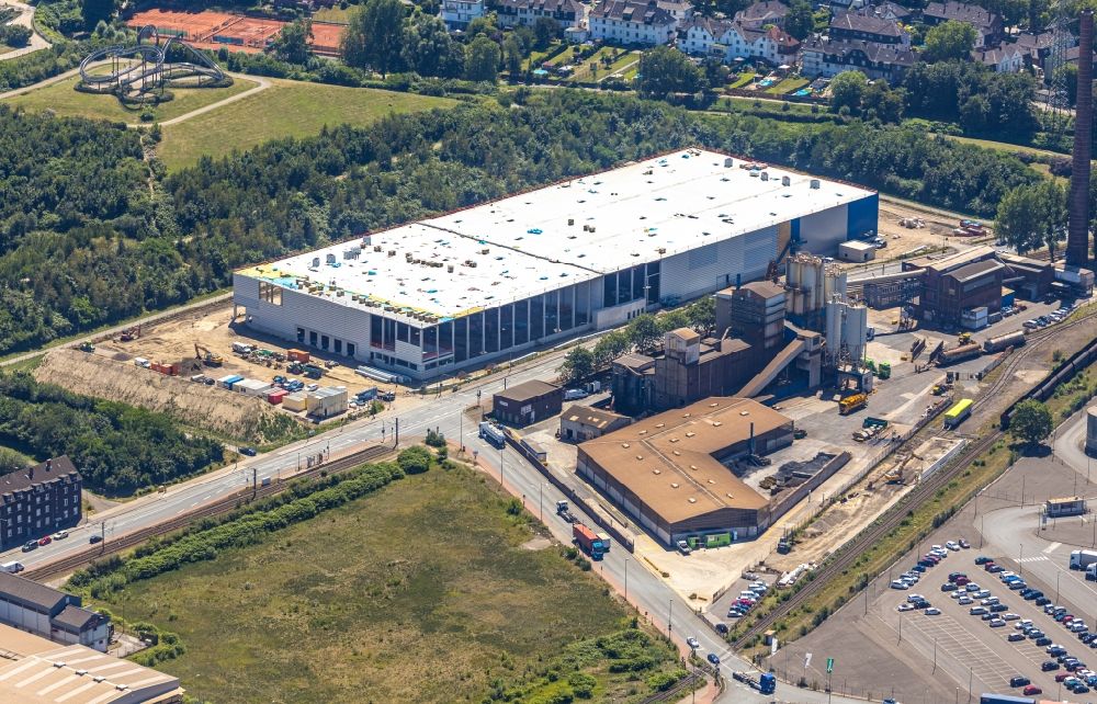 Duisburg from the bird's eye view: Construction site to build a new building complex on the site of the logistics center on Ehringer Strasse in the district Wanheim - Angerhausen in Duisburg in the state North Rhine-Westphalia, Germany