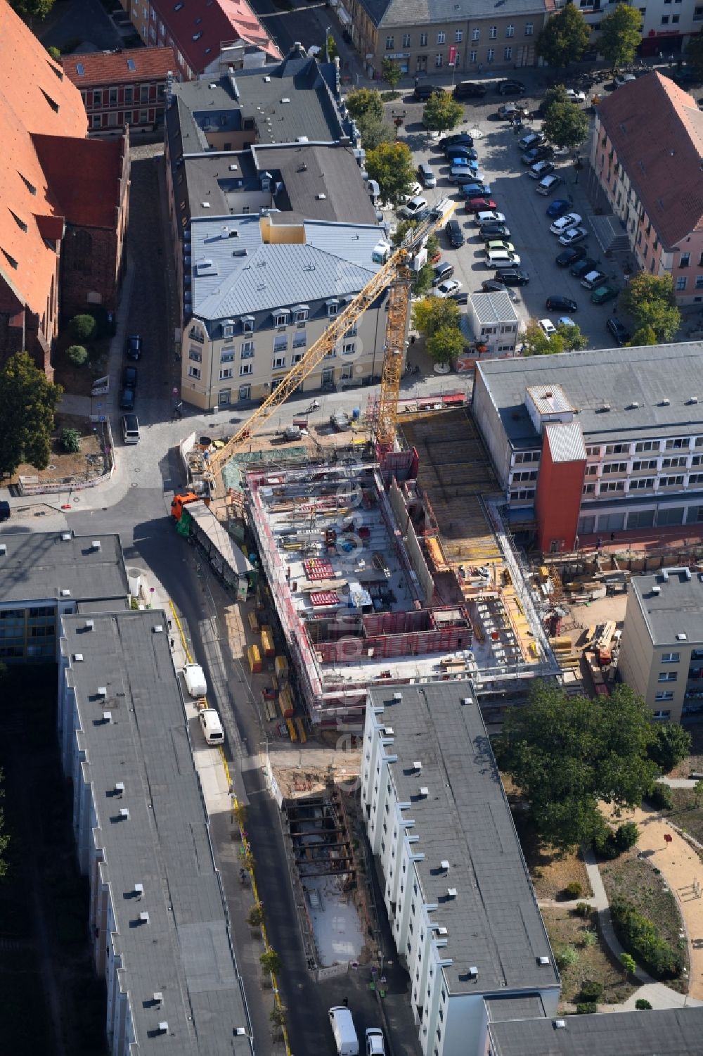 Bernau from the bird's eye view: Construction site of Town Hall building of the city administration Gruenstrasse corner Buergermeisterstrasse in Bernau in the state Brandenburg, Germany