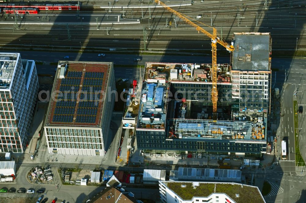 Mannheim from the bird's eye view: Construction site of Town Hall building of the city administration Neues Technisches Rathaus along the Gluecksteinallee in the district Lindenhof in Mannheim in the state Baden-Wuerttemberg, Germany