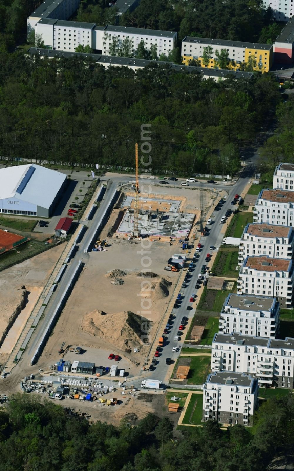 Aerial image Potsdam - Construction site for a health center and medical center between Brunnenallee and Sophie-Alberti-Strasse in Potsdam in the state Brandenburg, Germany