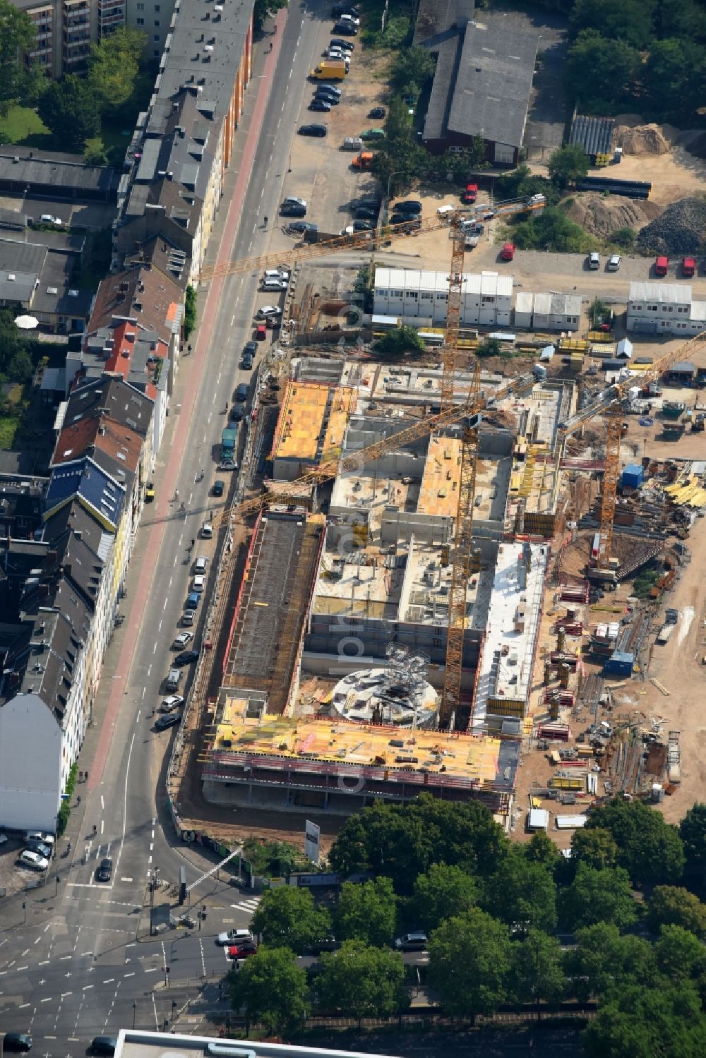 Aerial photograph Köln - Construction site for the new building Historisches Archiv der Stadt Koeln on Eifelwall in the district Lindenthal in Cologne in the state North Rhine-Westphalia, Germany